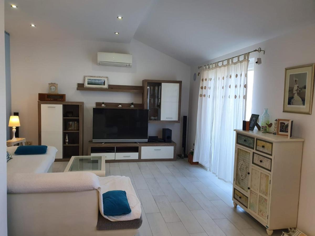 Apartman Baric Sevid Exterior foto